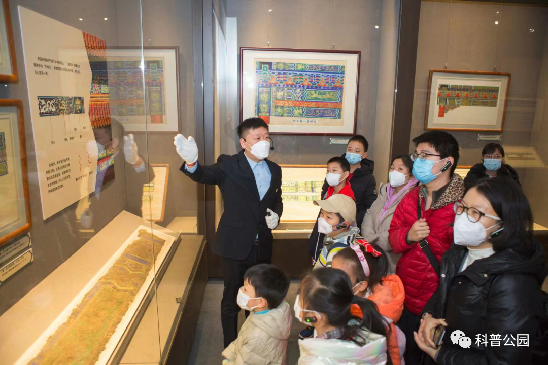 “传承中华智慧 共建理想家园”专题导赏.png “传承中华智慧 共建理想家园”专题导赏.png