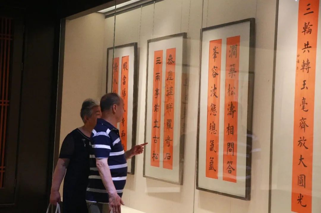 文化北海｜“濯砚書心——孟繁禧书北海御苑名胜题记”专题展图片.jpg