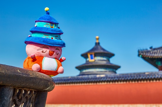 天坛公园大福神玩偶