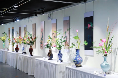 “中国传统插花非遗作品展”照片.jpg
