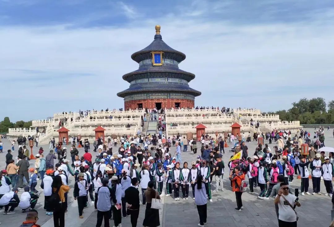 中秋国庆假期 | 459.12万游客到市属公园庆贺祖国华诞，探寻秋日佳节文化