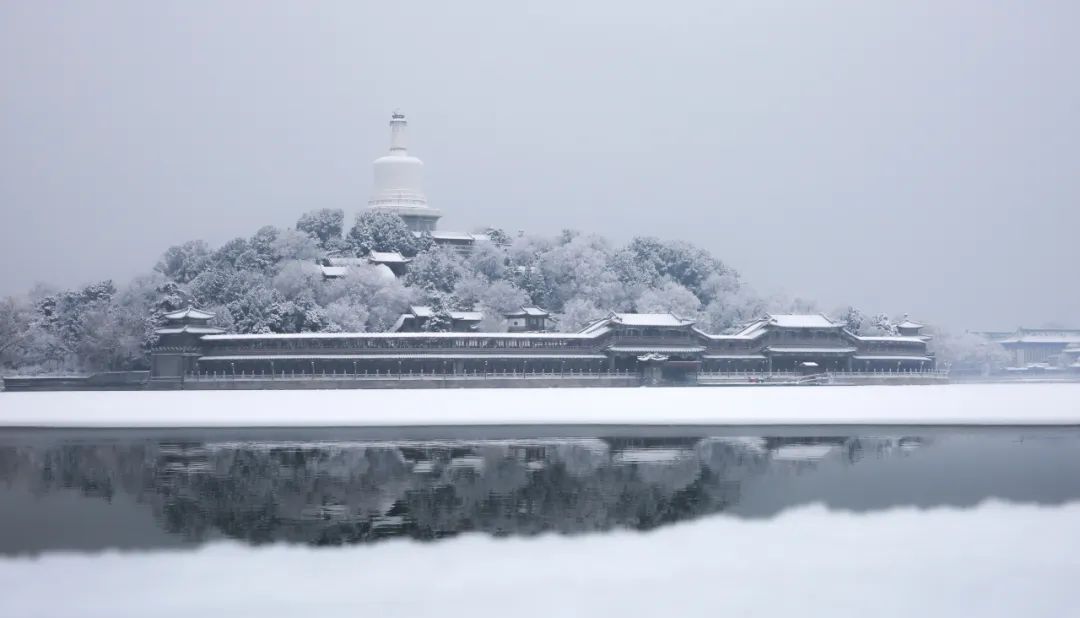 北海公园图片.jpg