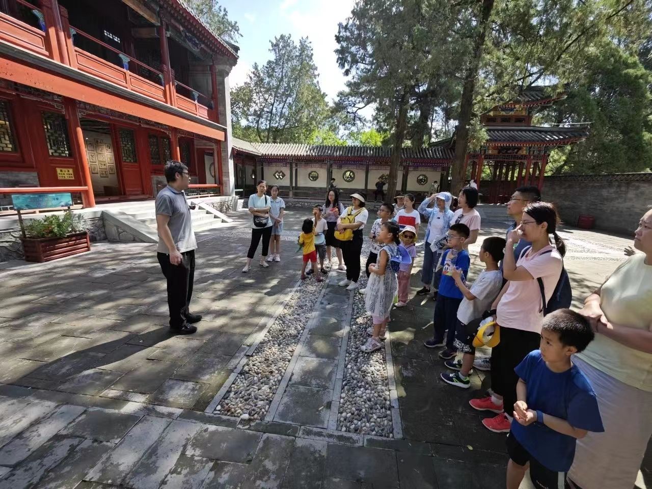 香山公园举办“有趣的昆虫世界”科普活动图片.jpg