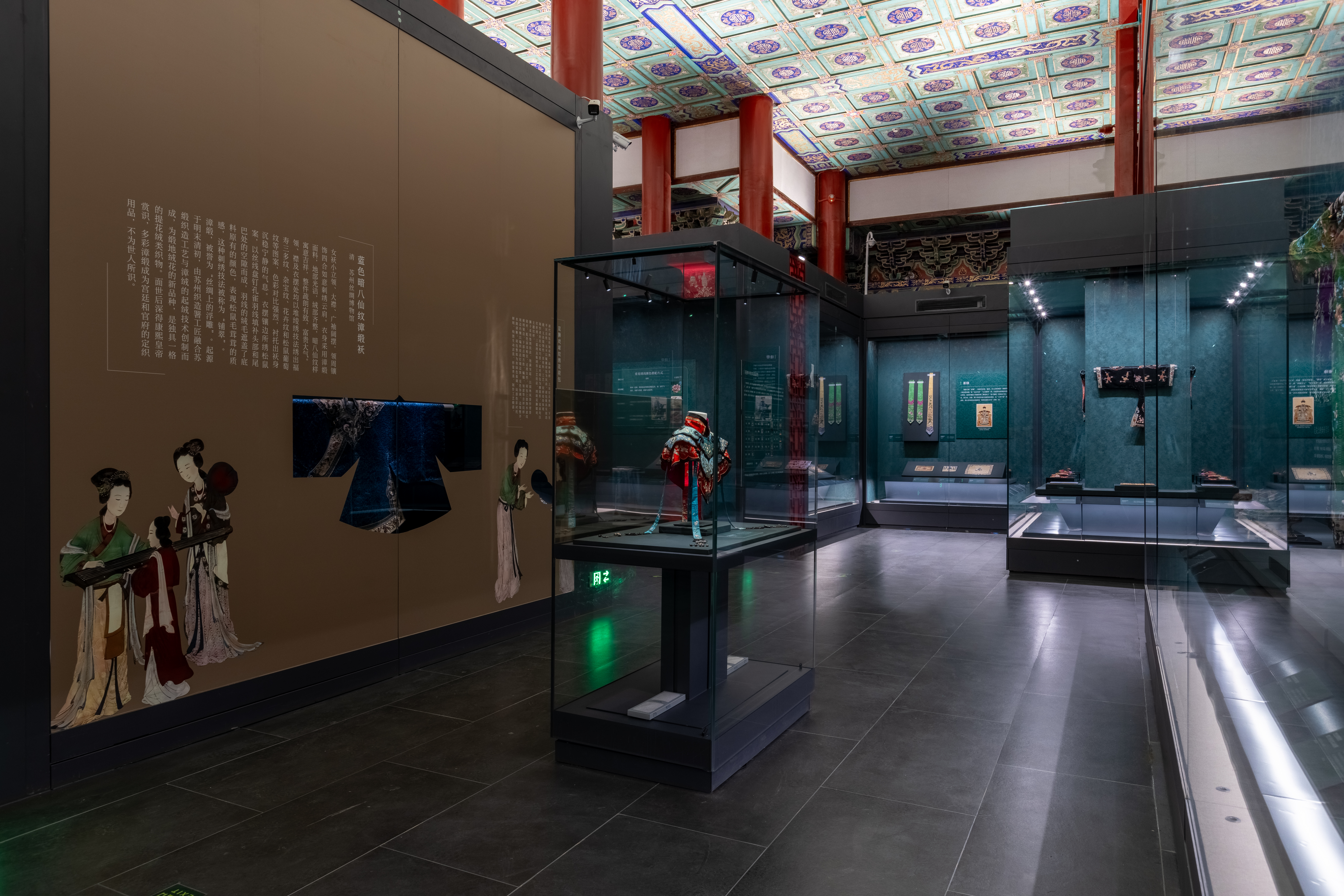 花间禽语织绣艺术展2