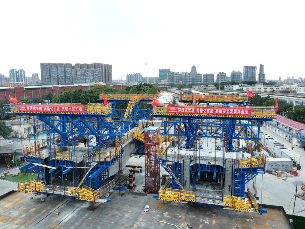 打开发展新天地——各地春节后首个工作日开工见闻1.jpg 打开发展新天地——各地春节后首个工作日开工见闻1.jpg