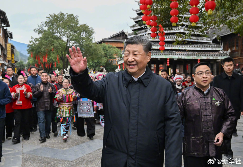 习近平：民族的特色，很古朴也很时尚7.jpg
