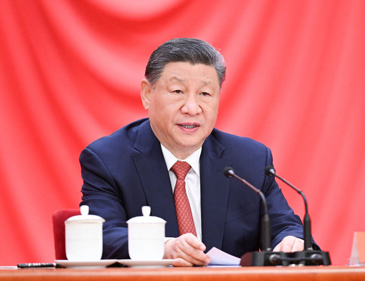 庆祝中华全国总工会成立100周年暨全国劳动模范和先进工作者表彰大会隆重举行 习近平发表重要讲话1.jpg